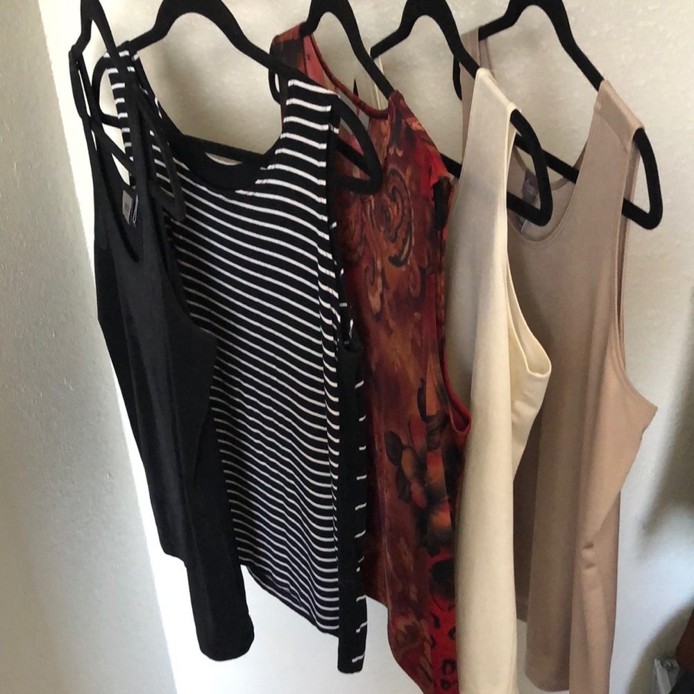 5 Chico’s Travelers sleeveless top.